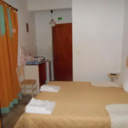 Appartement Gyrouli *