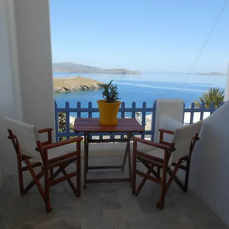 Appartement Gyrouli *
